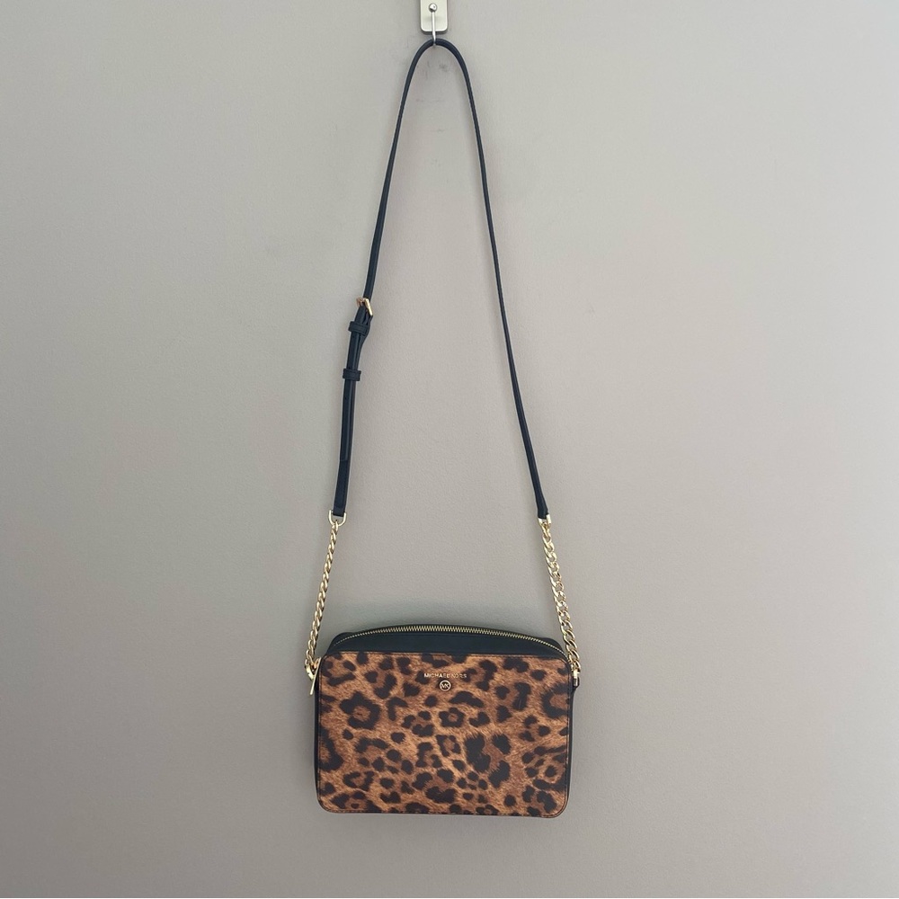 Michael Kors animal print crossbody - Picture 5 of 9